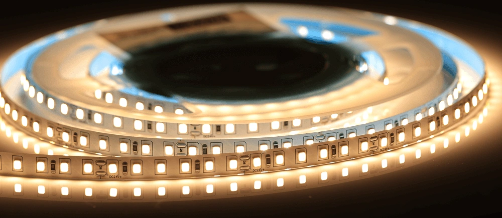 Лента светодиодная AQ LED-LINE 2835 120 LED/м 24V 9,6W/м 8 мм IP20 теплый белый 5 м