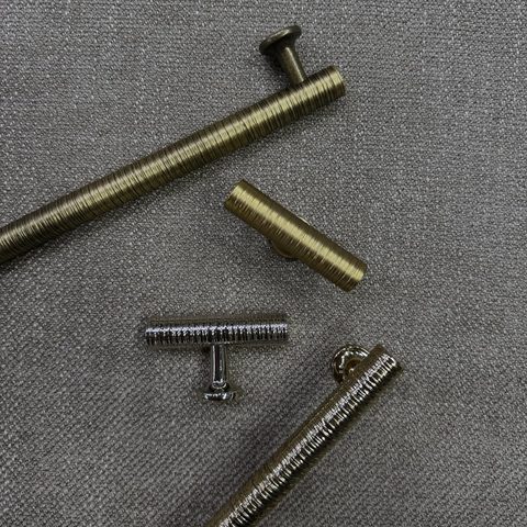 Мебельная ручка SY9208 0192 AL6-AL6  0192 MM MTT BLCK